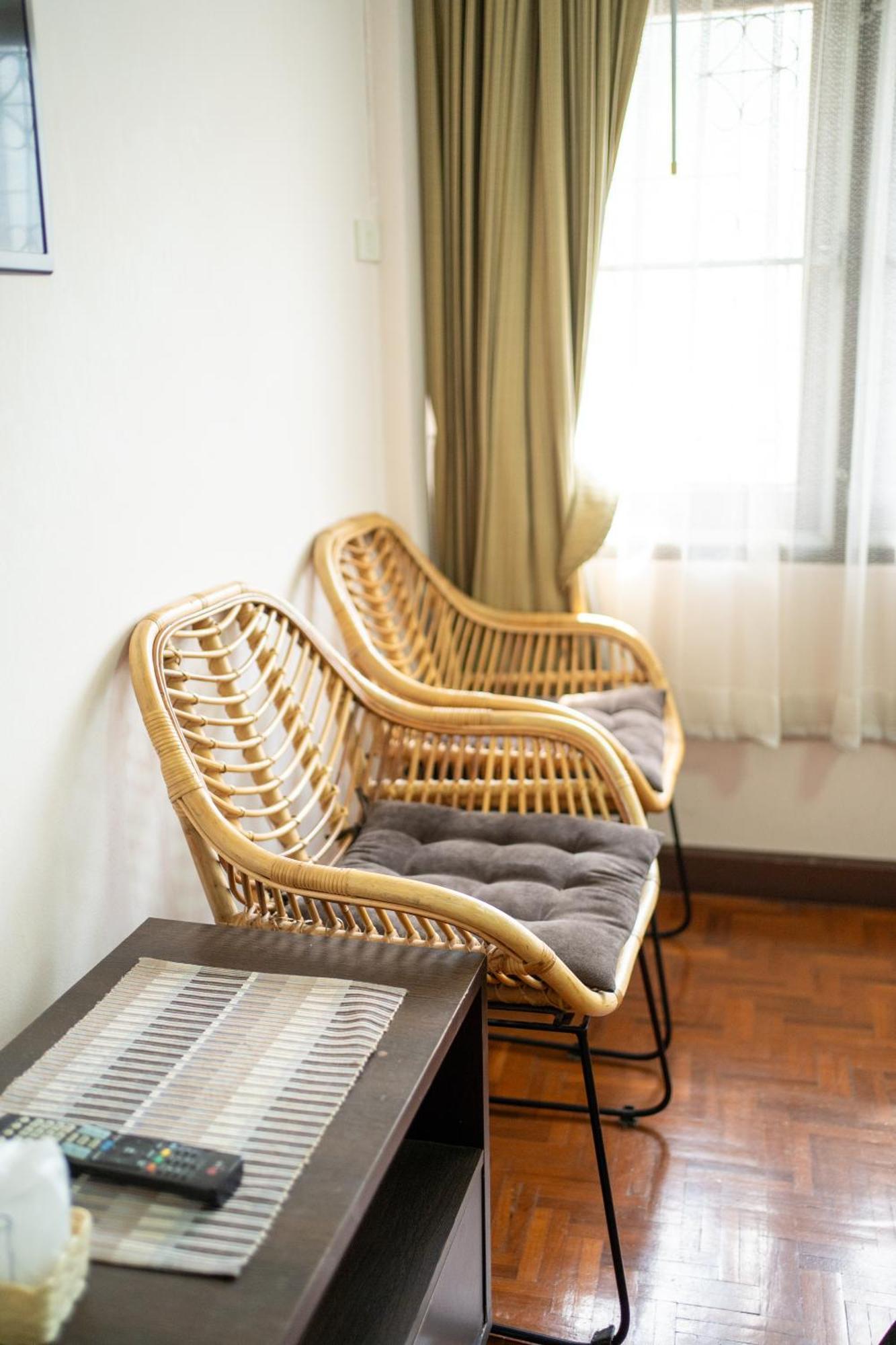 สบาย เฮ้าส์ Hotel เชียงใหม่ ภายนอก รูปภาพ